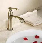 Смеситель для умывальника Rose R0301Q