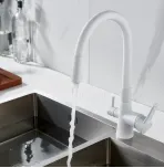 Смеситель для кухни с гибким изливом Shevanik S668C